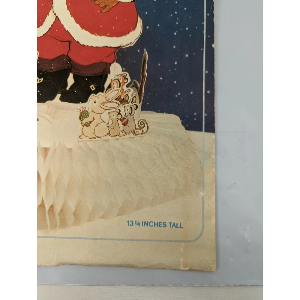 Hallmark Santa Claus His Friends Art‎ Tissue Centerpiece